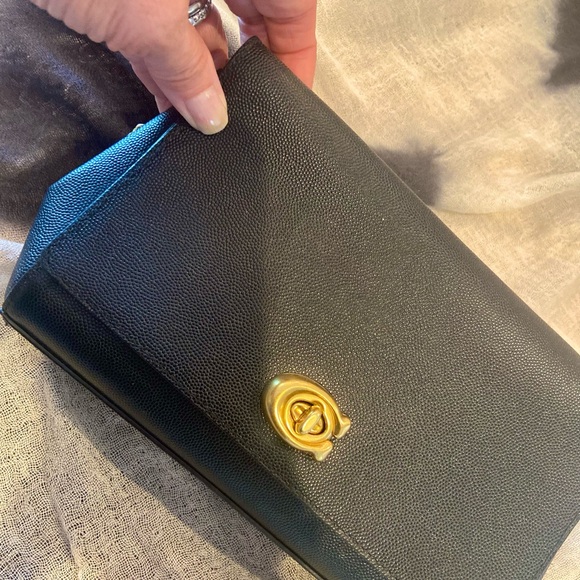 Coach Black Chain Shoulder Bag - Picture 3 of 11